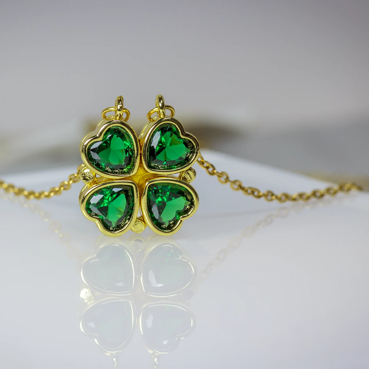 Clover of Hearts Green Pendant